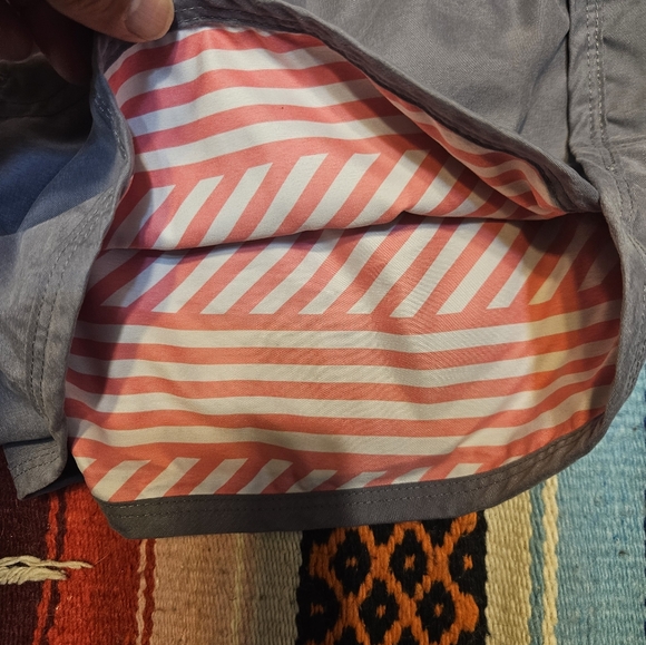 Women's Nike Reversable Athletic Shorts - Picture 6 of 7